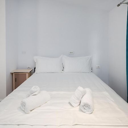 Guesthouse Noke Berat Bagian luar foto