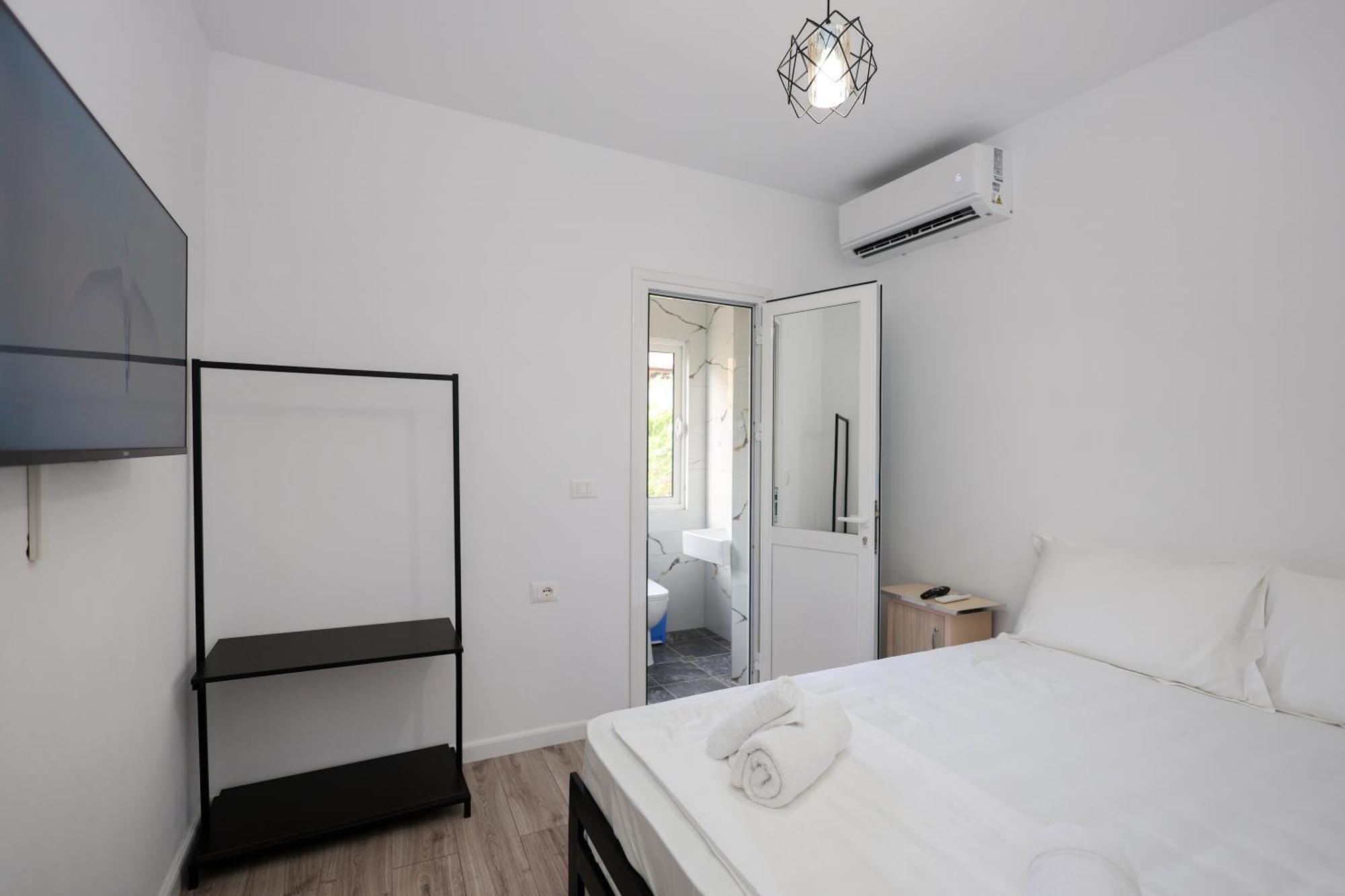Guesthouse Noke Berat Bagian luar foto