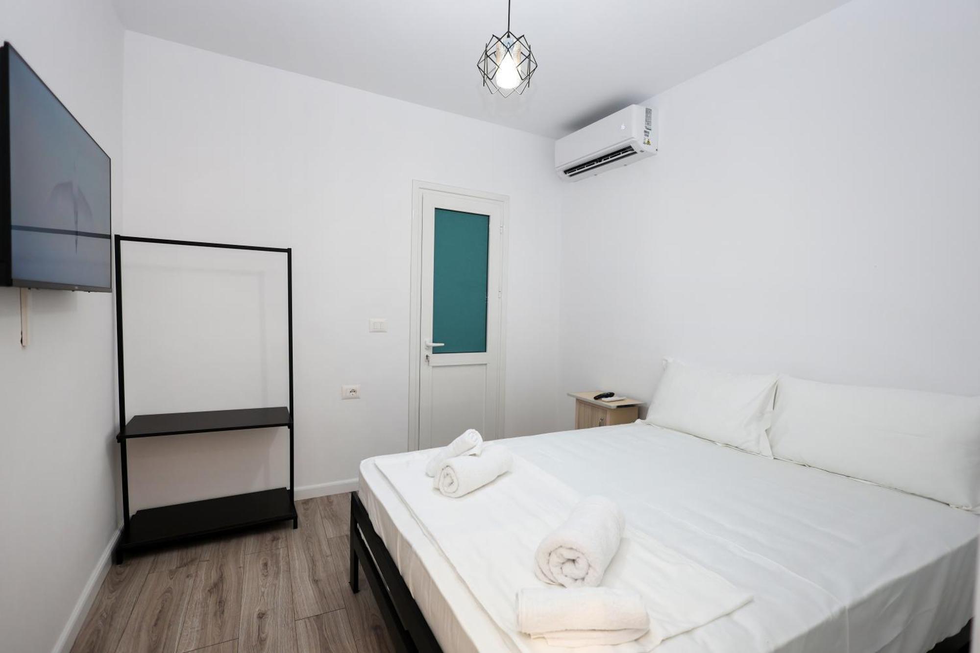 Guesthouse Noke Berat Bagian luar foto