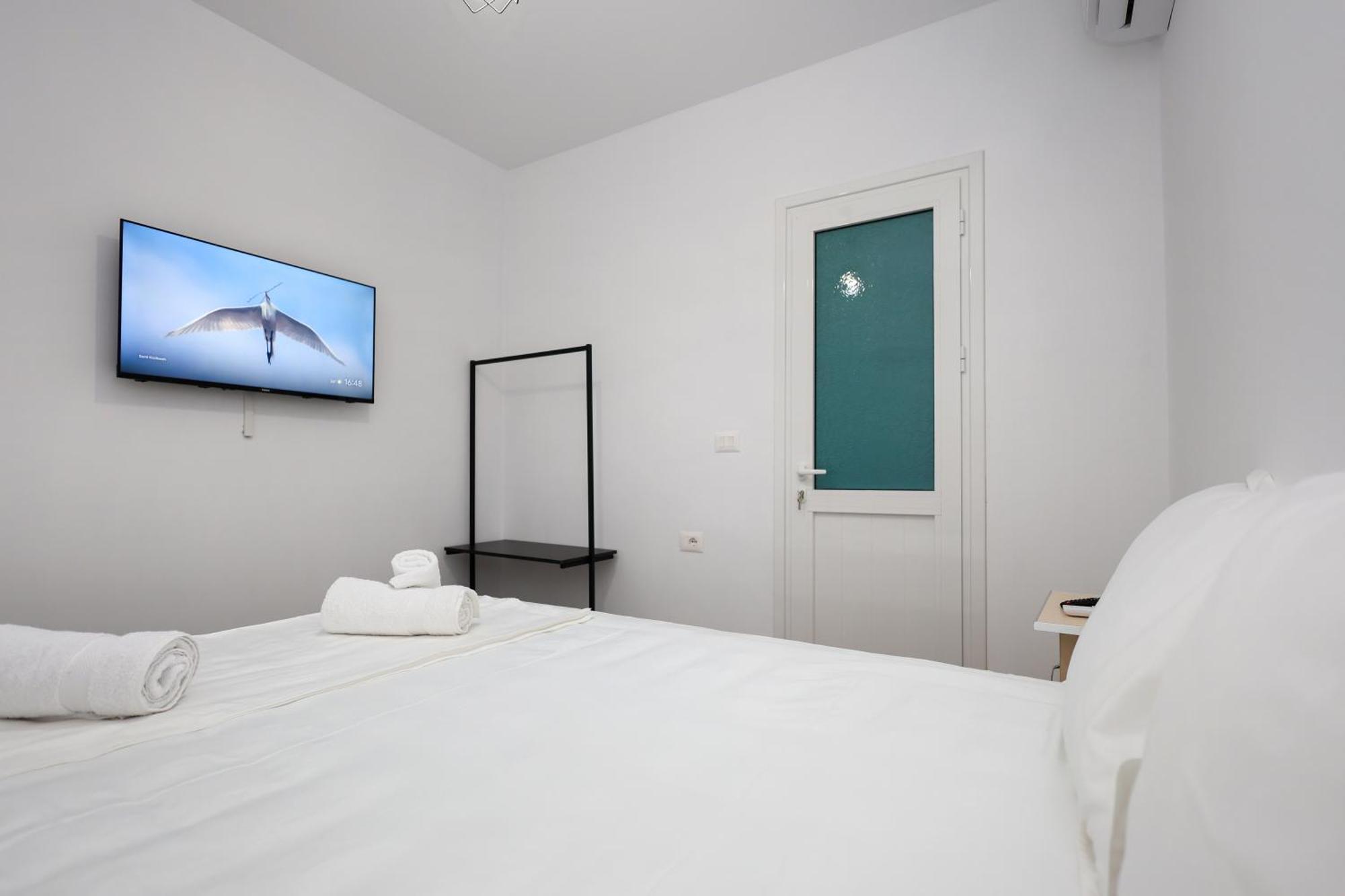 Guesthouse Noke Berat Bagian luar foto