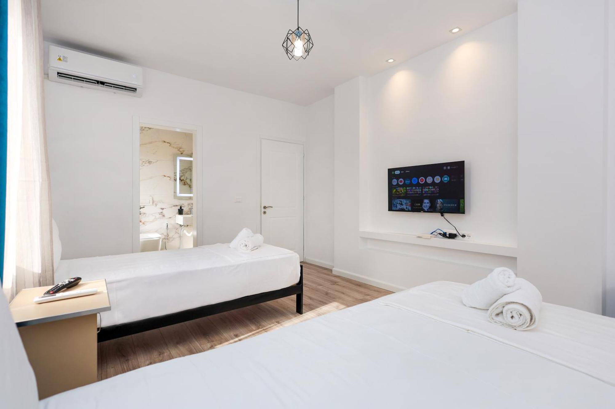 Guesthouse Noke Berat Bagian luar foto