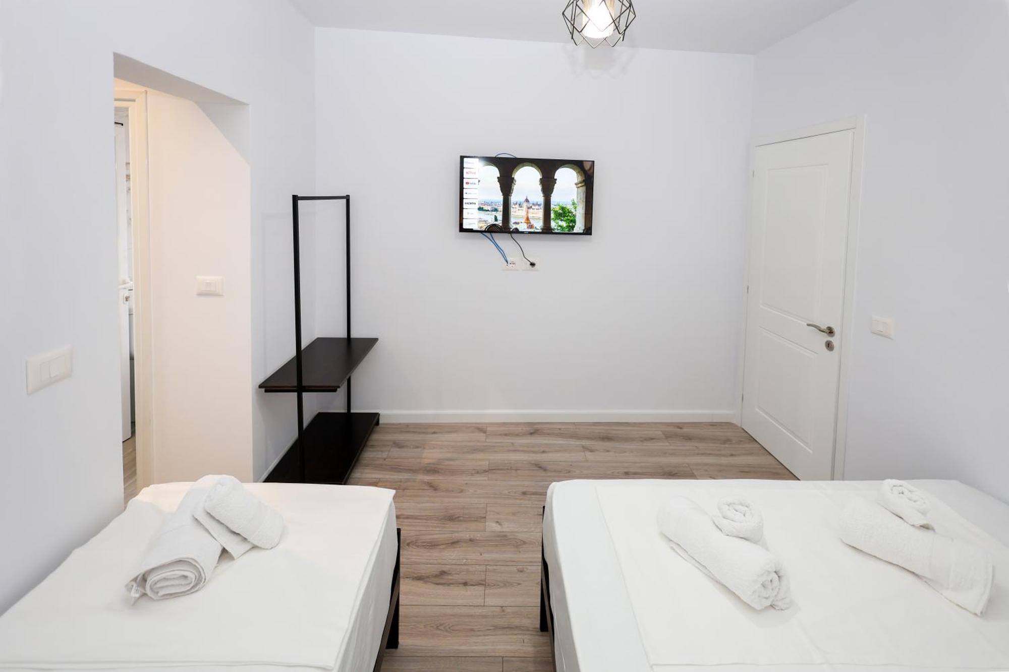 Guesthouse Noke Berat Bagian luar foto