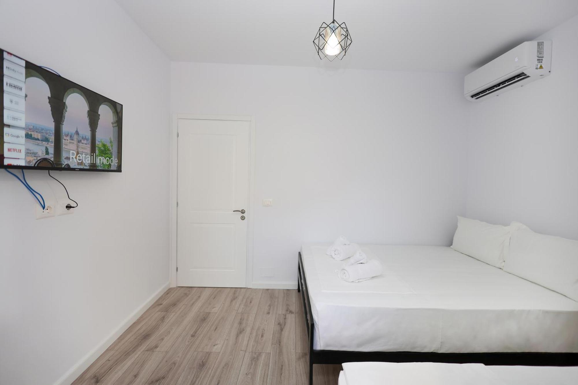Guesthouse Noke Berat Bagian luar foto