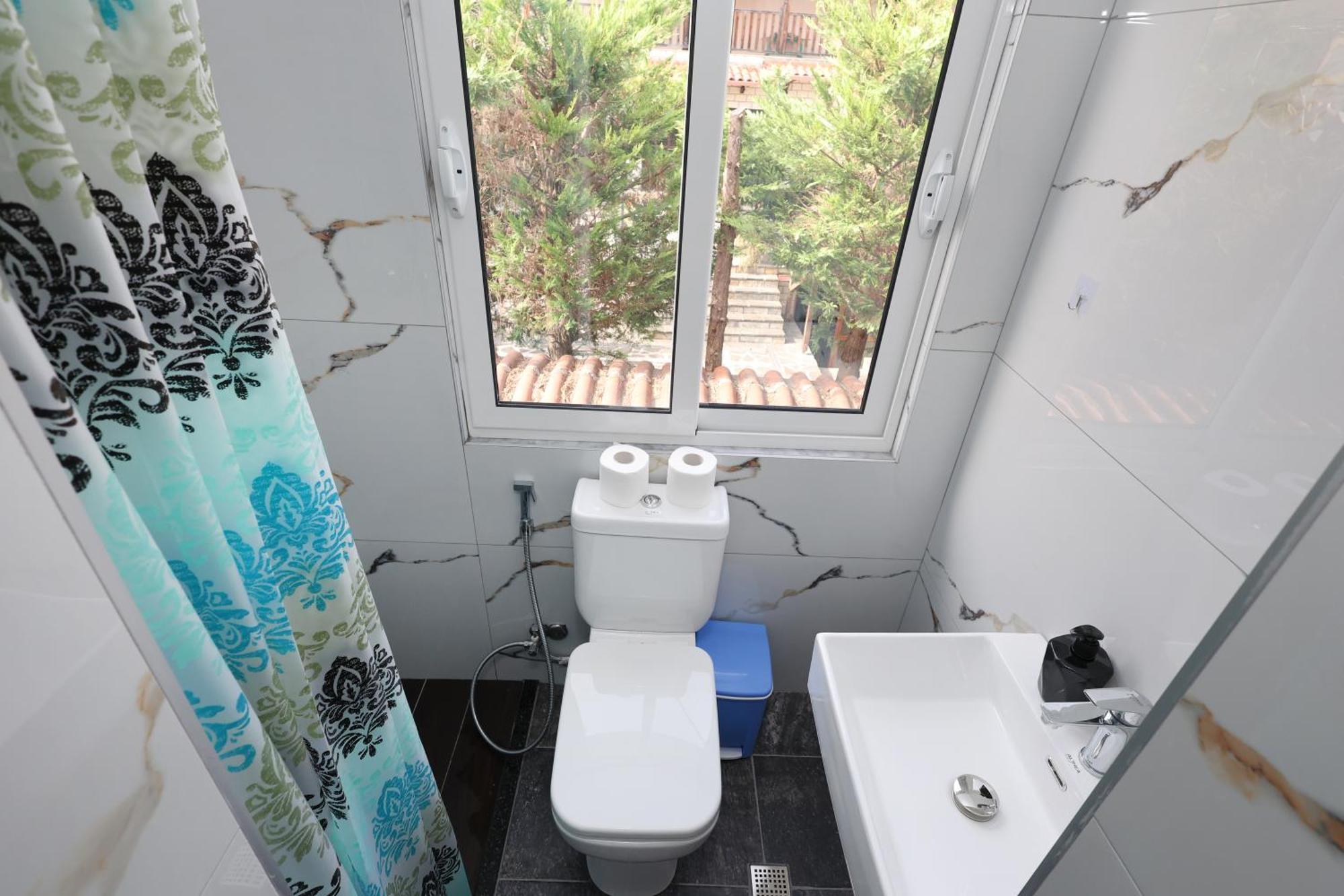 Guesthouse Noke Berat Bagian luar foto